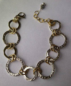 Circle Bracelet 1